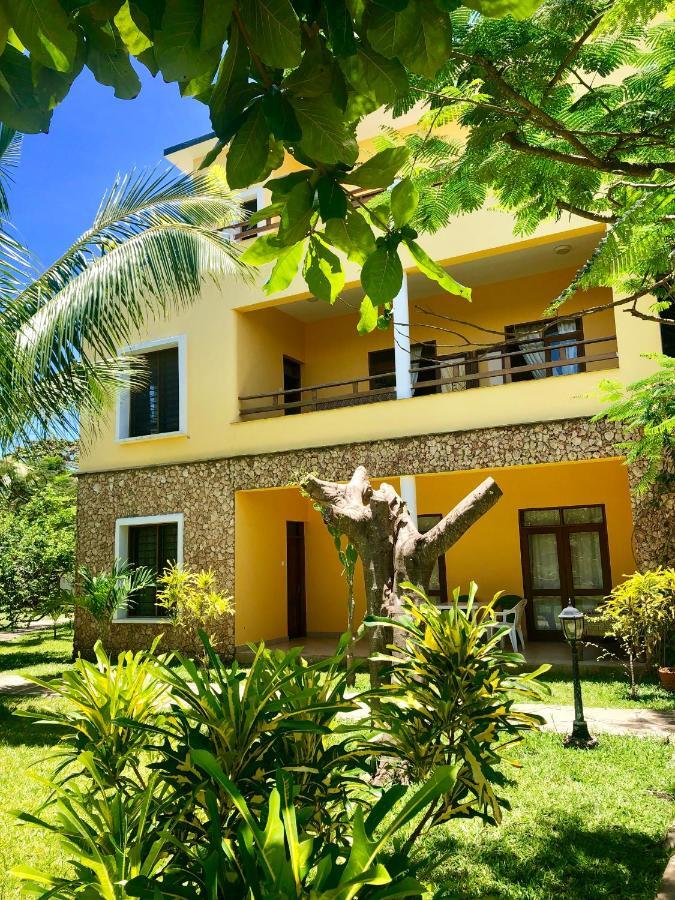 Flametree Beach Homes ディアニ・ビーチ エクステリア 写真